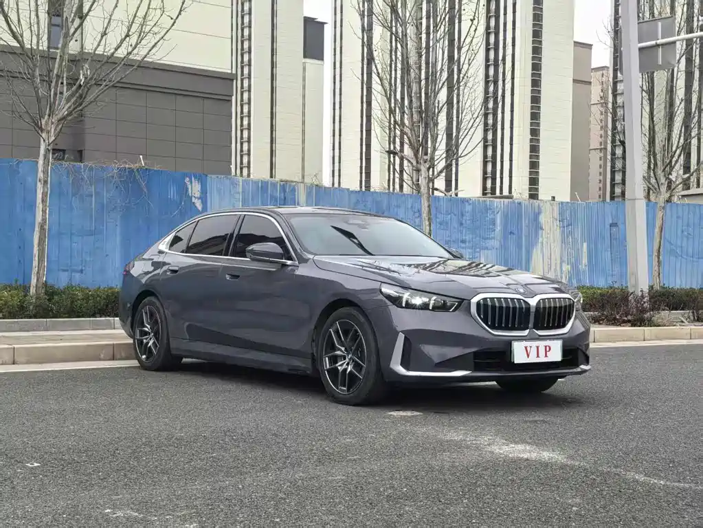 BMW BMW i5 2024 eDrive 35L Premium Luxury Package 2024 - thumbnail 3