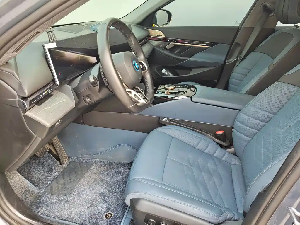 BMW BMW i5 2024 eDrive 35L Premium M Sport Package 2024 - thumbnail 6