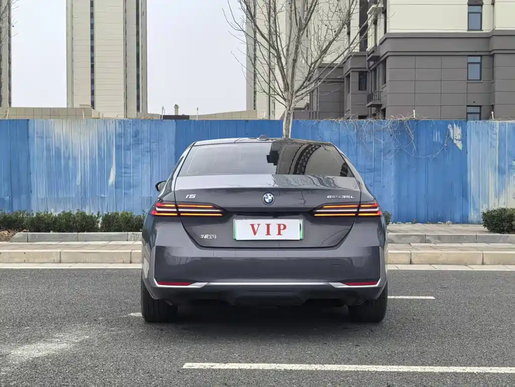 BMW BMW i5 2024 eDrive 35L Premium Luxury Package 2024 - thumbnail 8
