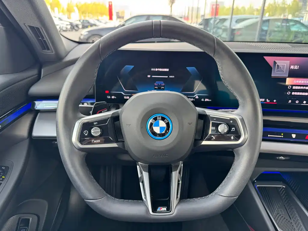 BMW BMW i5 2024 eDrive 35L M Sport Package 2025 - thumbnail 6
