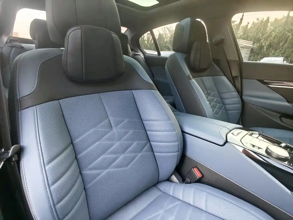 BMW BMW i5 2024 eDrive 35L Premium Luxury Package 2024 - thumbnail 11
