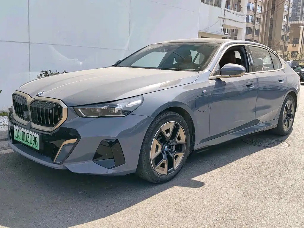 BMW BMW i5 2024 eDrive 35L M Sport Package 2024