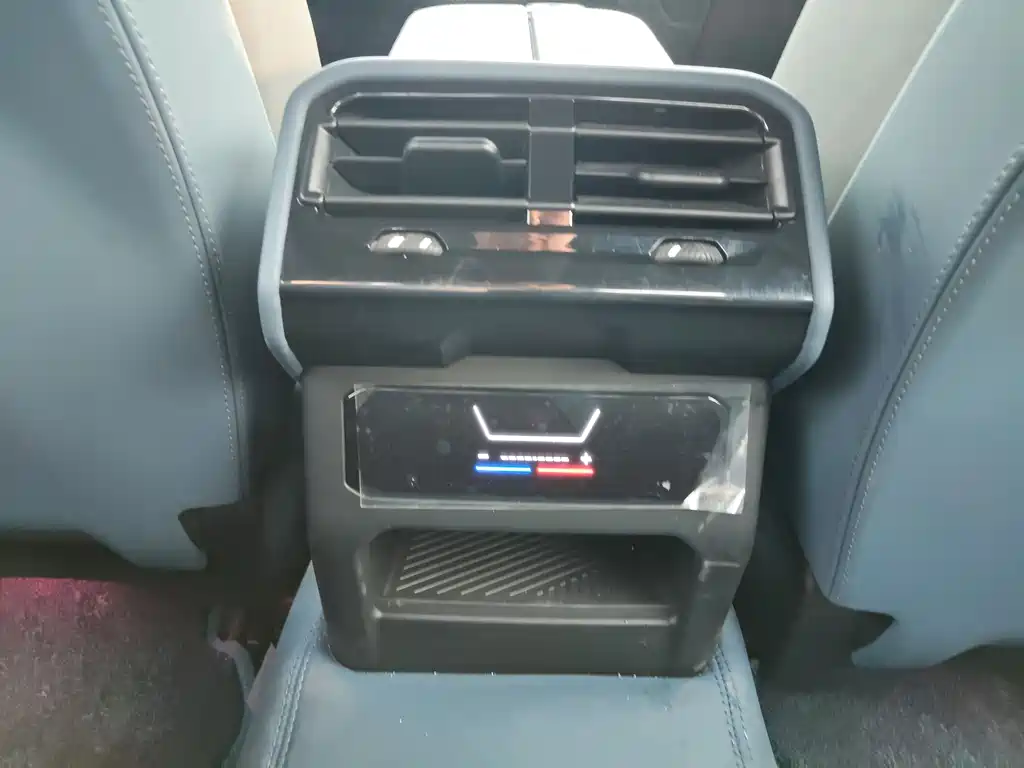 BMW BMW i5 2024 eDrive 35L Premium M Sport Package 2024 - thumbnail 13