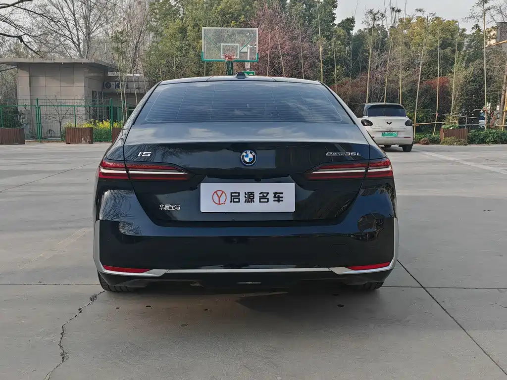 BMW BMW i5 2024 eDrive 35L Luxury Package 2025 - thumbnail 13