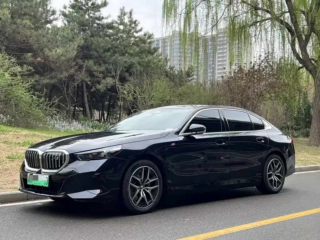 BMW BMW i5 2025 eDrive 40L M Sport Package 2025