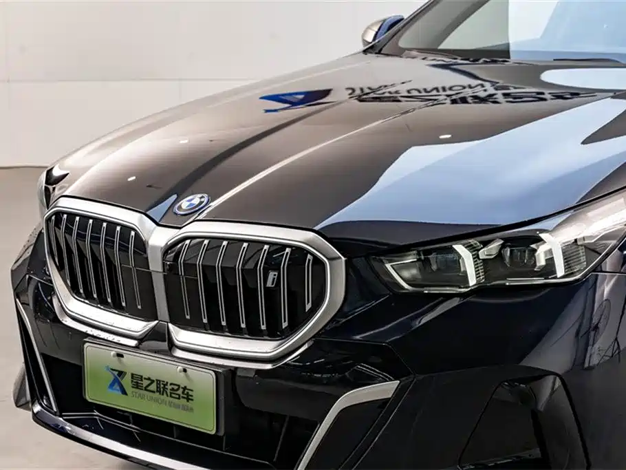 BMW BMW i5 2025 eDrive 40L M Sport Package 2025 - thumbnail 4