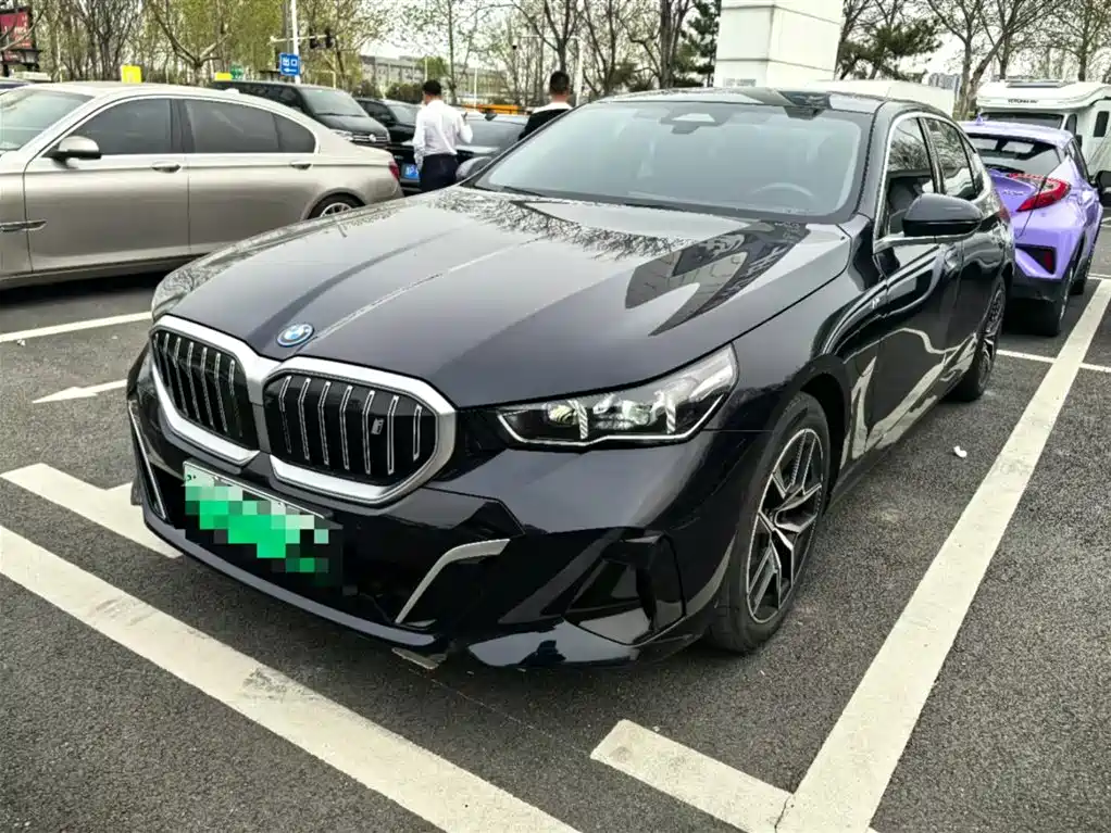 BMW BMW i5 2025 eDrive 40L M Sport Package 2025 - thumbnail 2