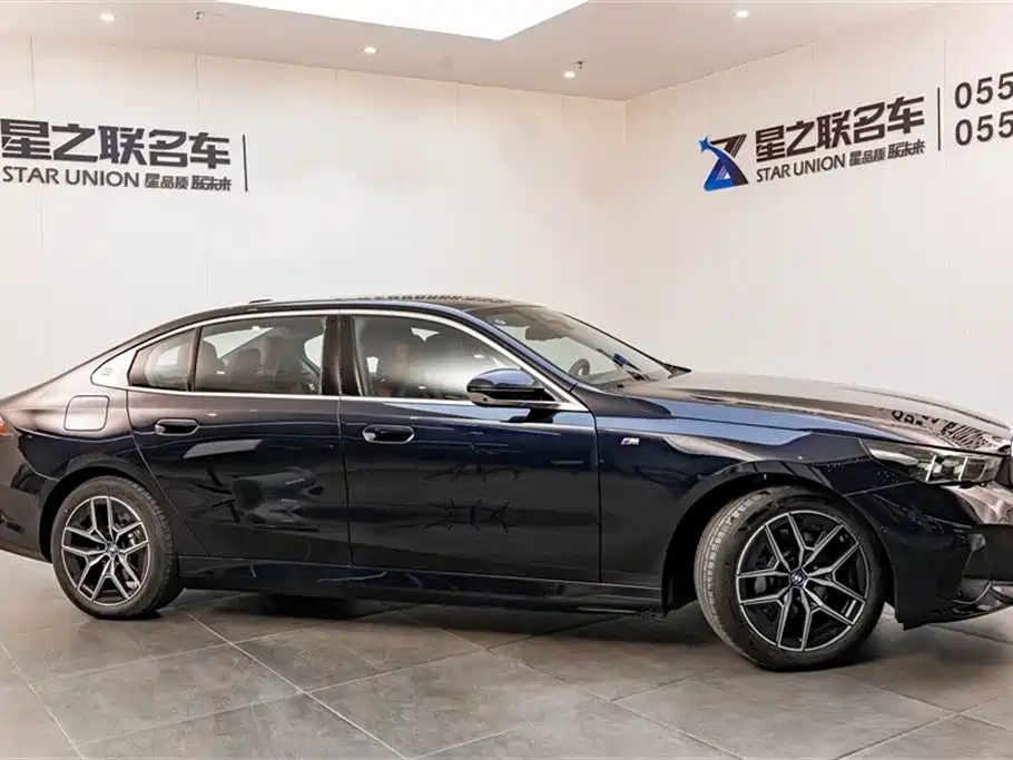 BMW BMW i5 2025 eDrive 40L M Sport Package 2025 - thumbnail 6