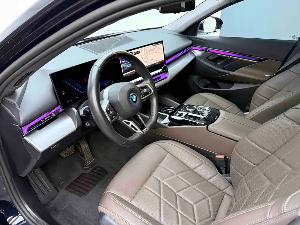 BMW BMW i5 2024 eDrive 35L M Sport Package 2024 - thumbnail 10