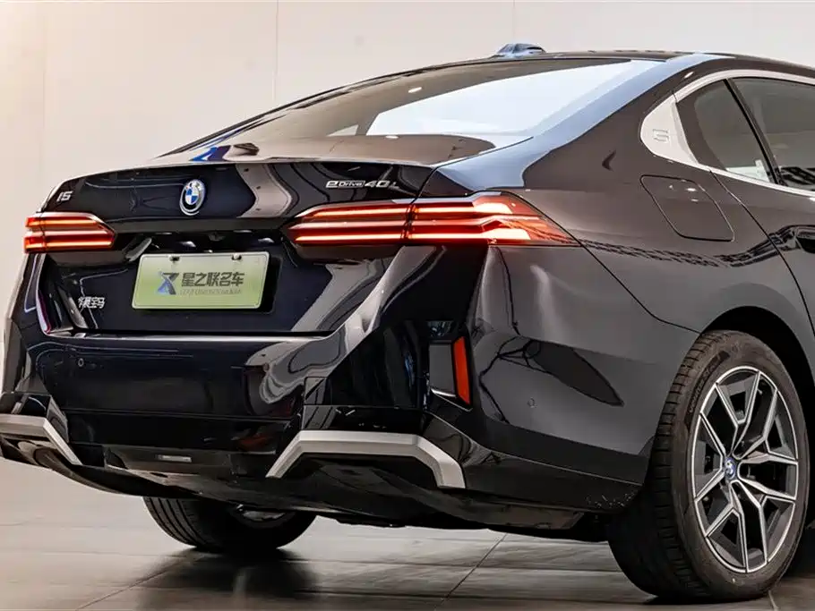 BMW BMW i5 2025 eDrive 40L M Sport Package 2025 - thumbnail 8