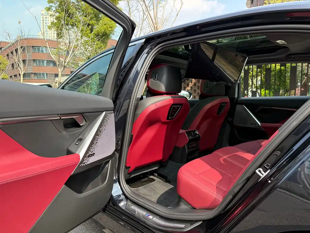 BMW BMW i5 2025 eDrive 40L M Sport Package 2025 - thumbnail 10