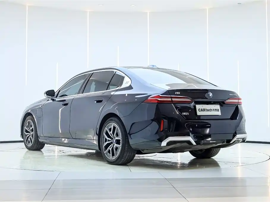 BMW BMW i5 2025 eDrive 40L M Sport Package 2025 - thumbnail 8