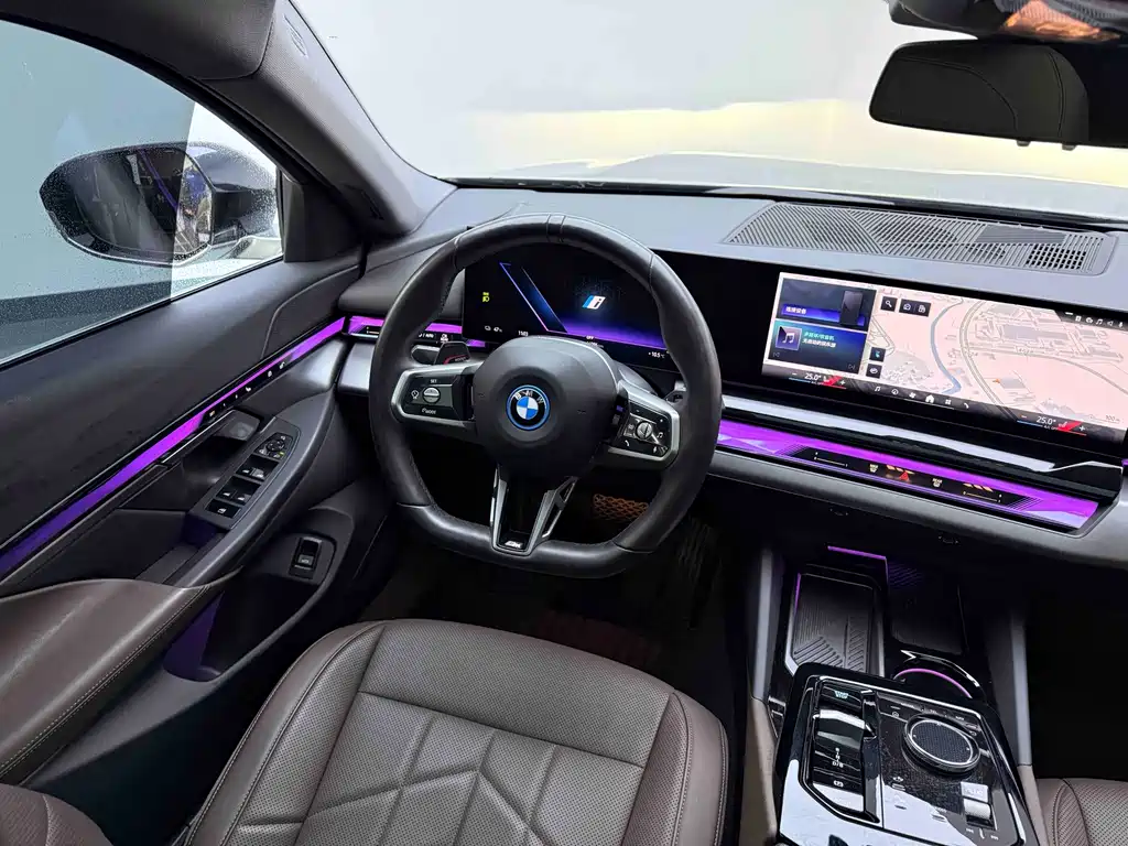 BMW BMW i5 2024 eDrive 35L M Sport Package 2024 - thumbnail 14