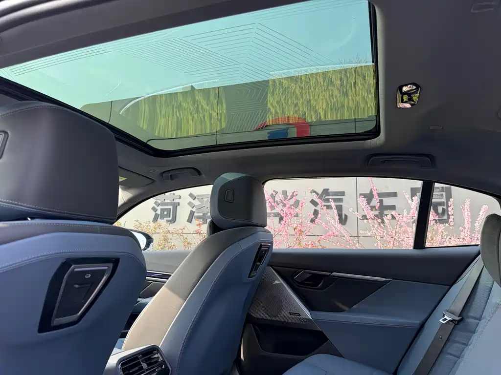 BMW BMW i5 2025 eDrive 40L M Sport Package 2025 - thumbnail 12