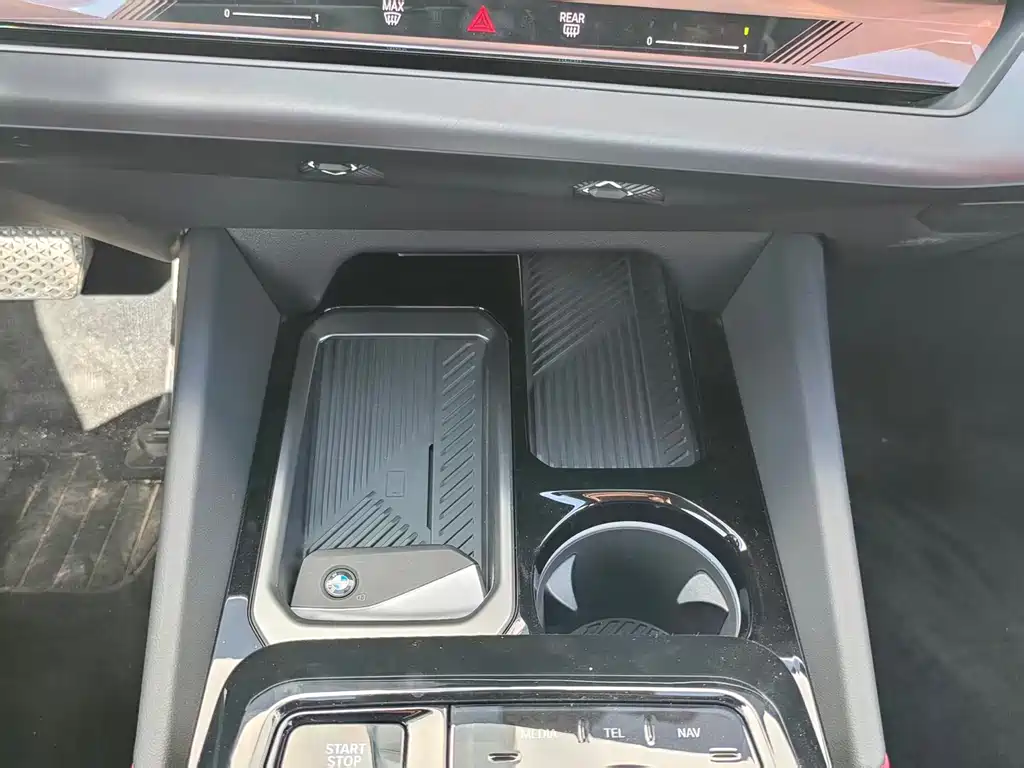 BMW BMW i5 2025 eDrive 35L M Sport Package 2026 - thumbnail 12