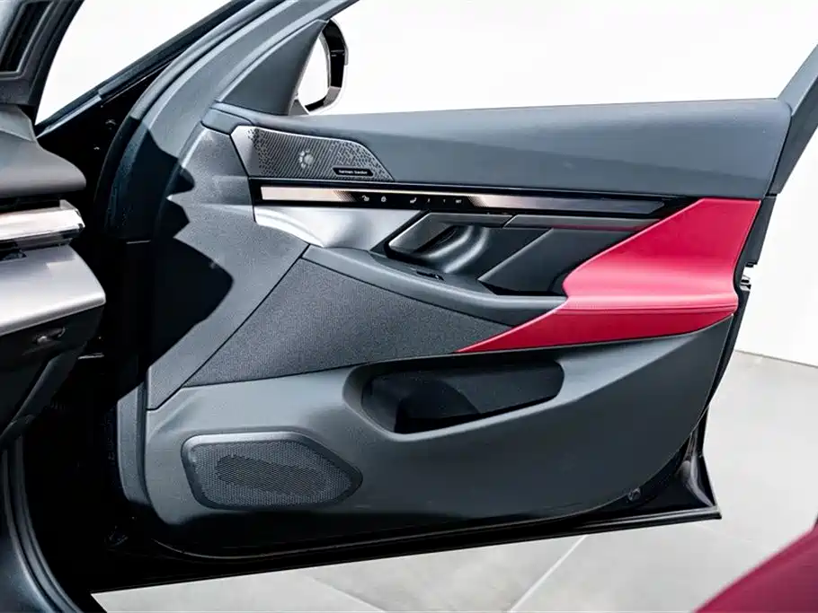 BMW BMW i5 2025 eDrive 40L M Sport Package 2025 - thumbnail 18
