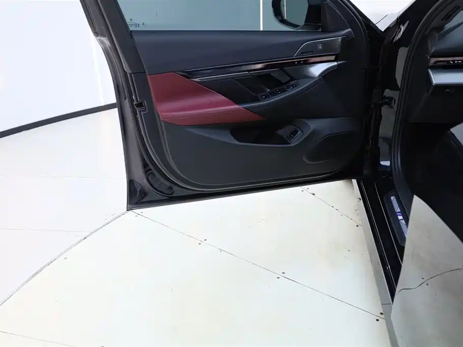 BMW BMW i5 2025 eDrive 40L M Sport Package 2025 - thumbnail 18