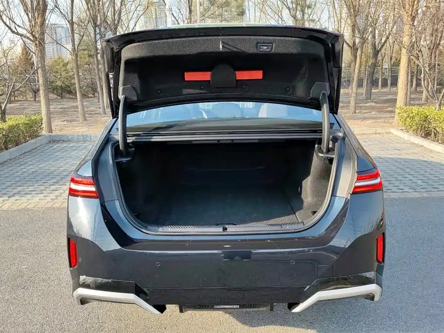 BMW BMW i5 2025 eDrive 35L M Sport Package 2025 - thumbnail 7