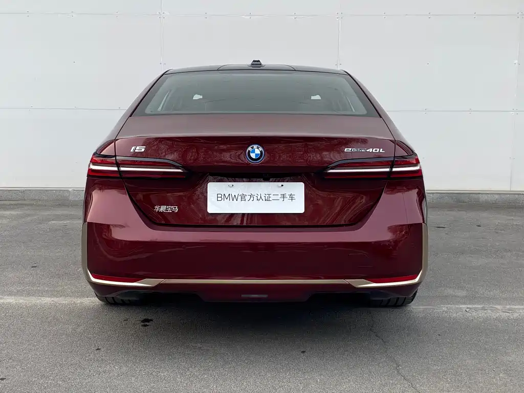 BMW BMW i5 2025 eDrive 40L Luxury Package 2025 - thumbnail 15