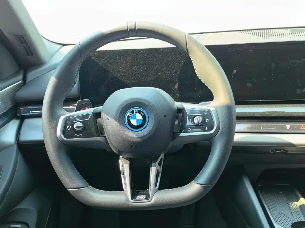 BMW BMW i5 2025 eDrive 35L M Sport Package 2025 - thumbnail 13