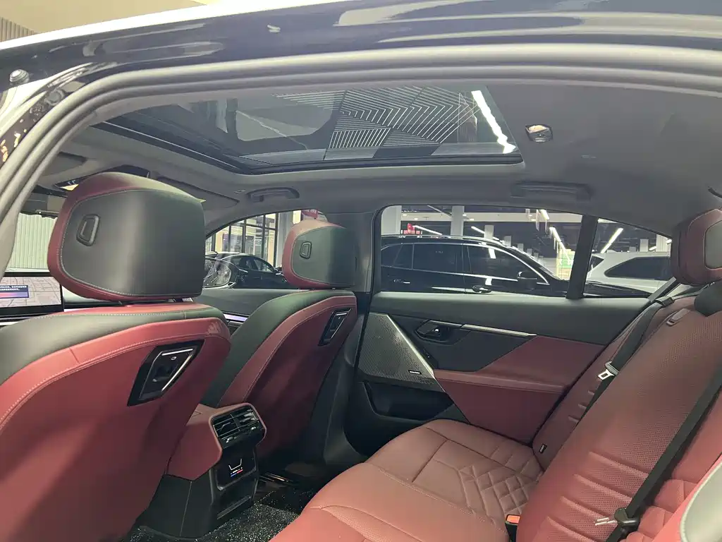 BMW BMW i5 2025 eDrive 40L M Sport Package 2025 - thumbnail 10