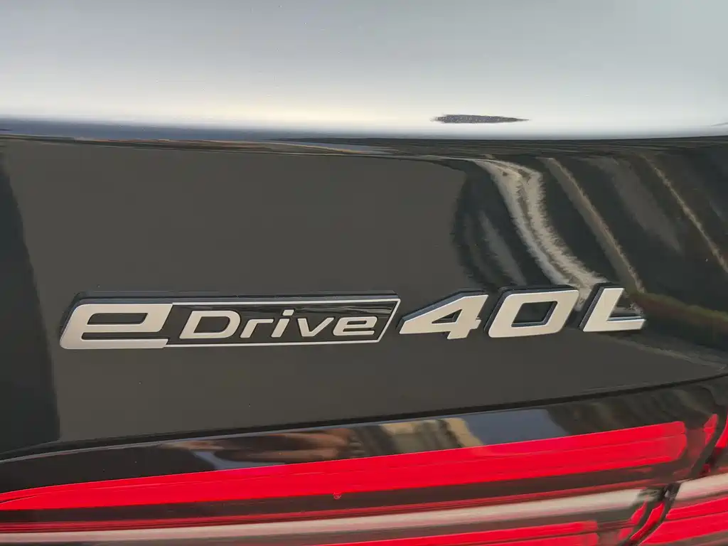 BMW BMW i5 2025 eDrive 40L M Sport Package 2025 - thumbnail 15