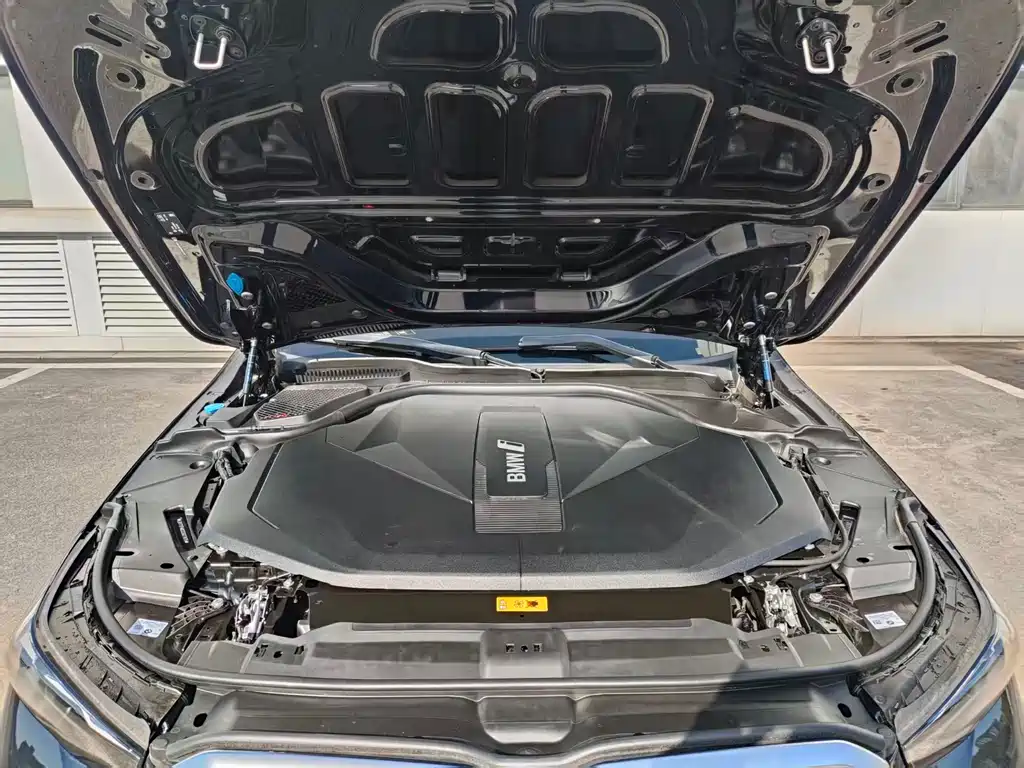 BMW BMW i5 2025 eDrive 35L M Sport Package 2026 - thumbnail 20