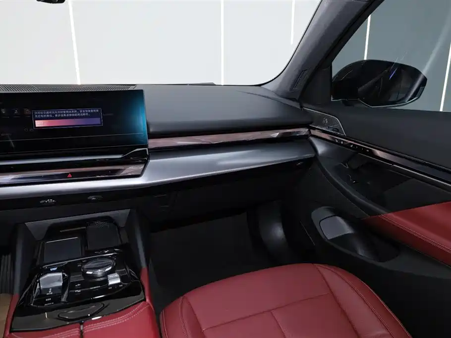 BMW BMW i5 2025 eDrive 40L M Sport Package 2025 - thumbnail 27