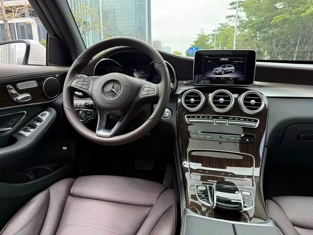 Mercedes-Benz Mercedes-Benz GLC 2018 Facelift GLC 260 4MATIC Luxury Edition 2018 - thumbnail 8