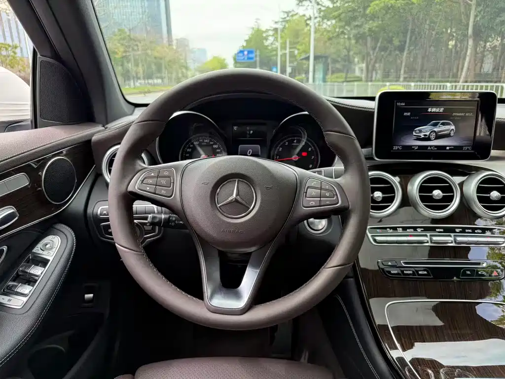 Mercedes-Benz Mercedes-Benz GLC 2018 Facelift GLC 260 4MATIC Luxury Edition 2018 - thumbnail 10