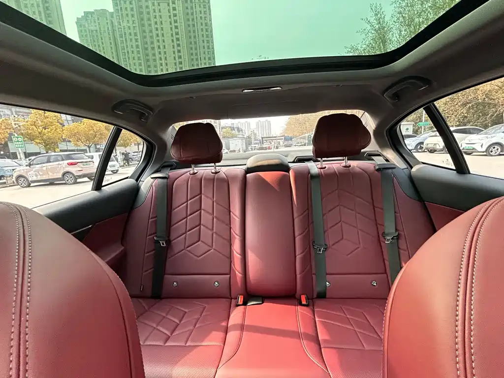 BMW BMW i5 2025 eDrive 35L M Sport Package 2025 - thumbnail 15