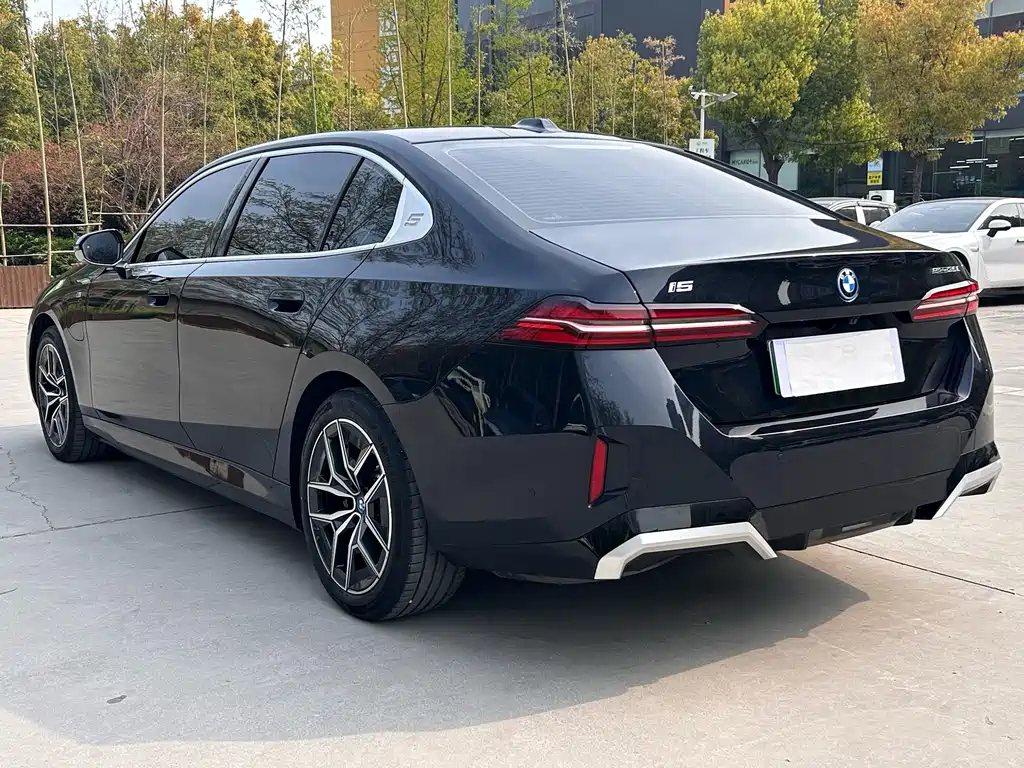 BMW BMW i5 2025 eDrive 35L M Sport Package 2025 - thumbnail 16