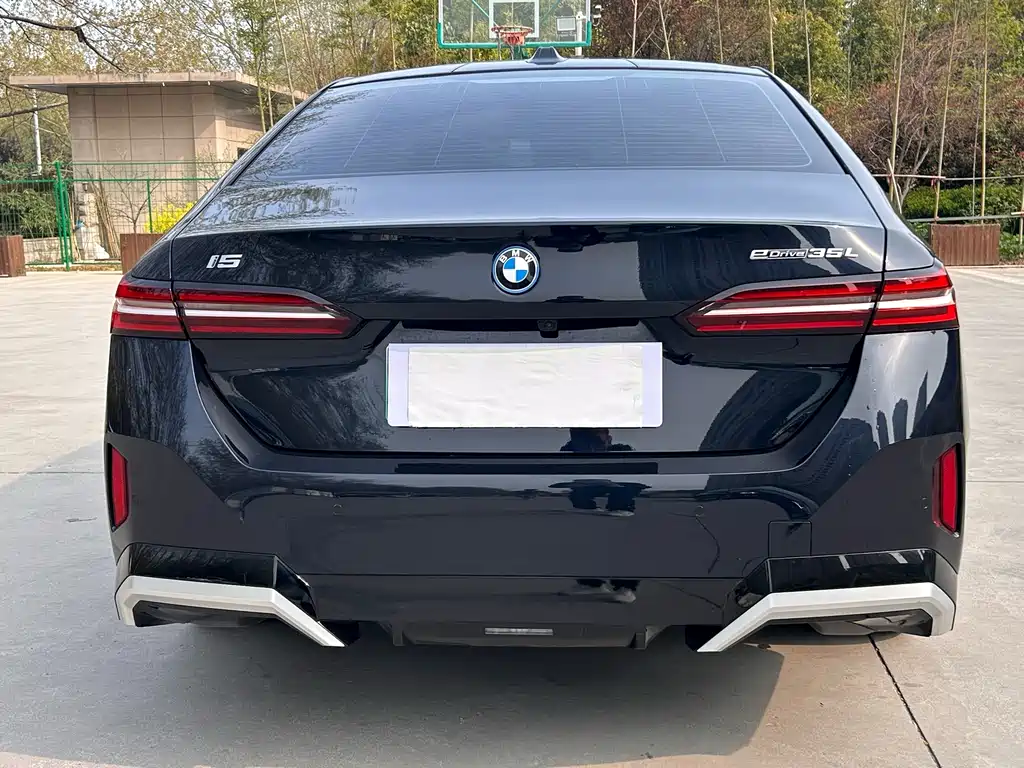 BMW BMW i5 2025 eDrive 35L M Sport Package 2025 - thumbnail 17