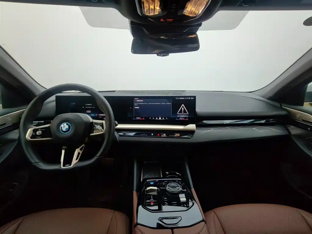 BMW BMW i5 2025 eDrive 40L M Sport Package 2025 - thumbnail 7