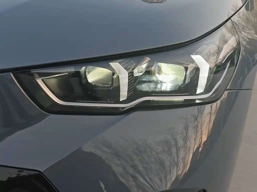 BMW BMW i5 2024 eDrive 35L M Sport Package 2024 - thumbnail 9