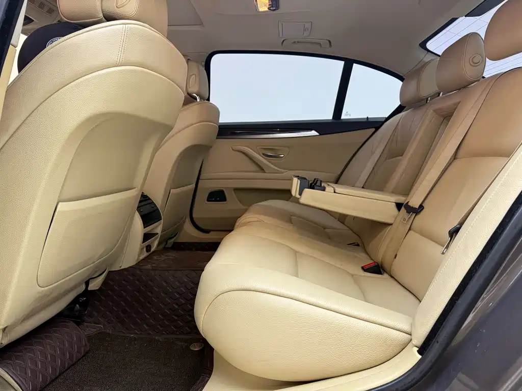BMW BMW 5 Series 2013 525Li Luxury Model 2013 - thumbnail 16