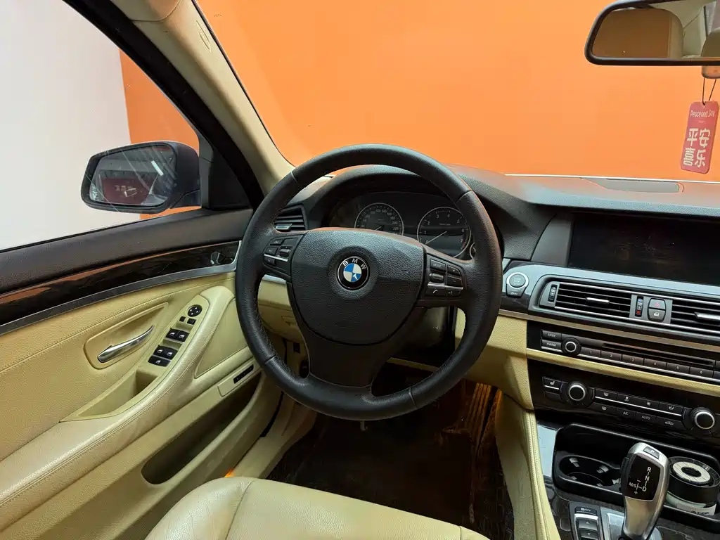 BMW BMW 5 Series 2013 525Li Luxury Model 2013 - thumbnail 19