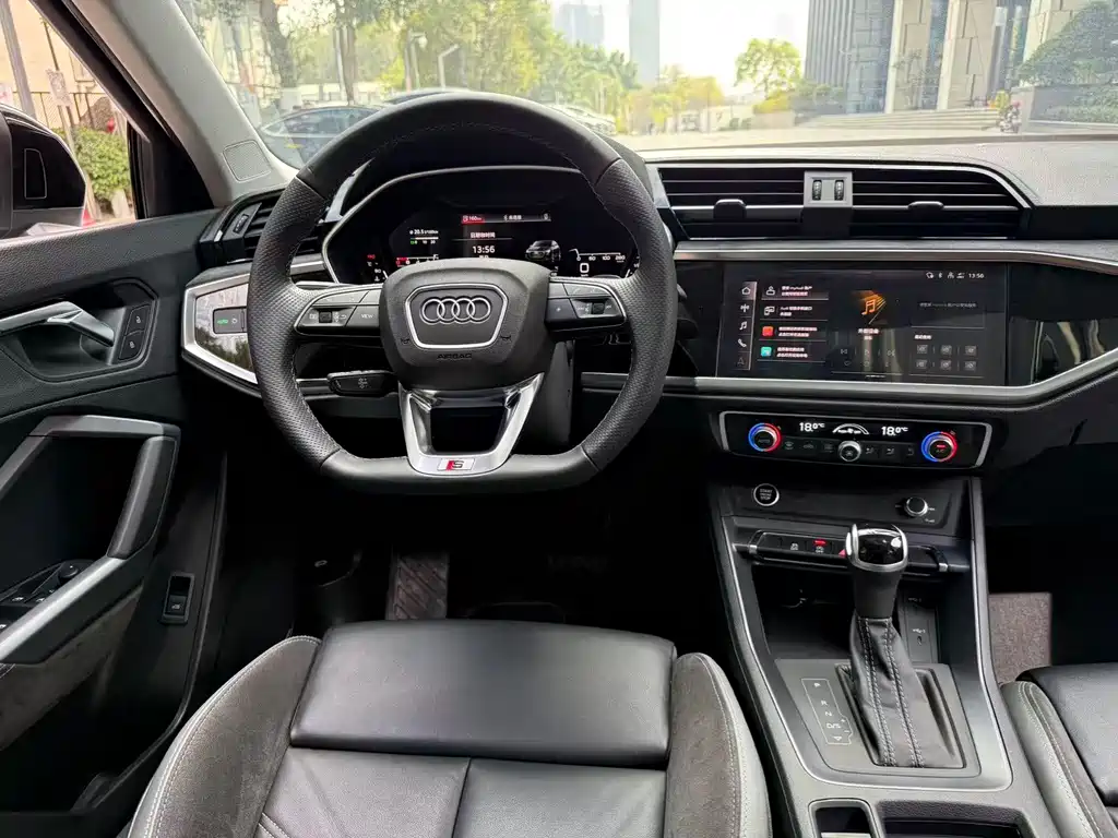 Audi Audi Q3 2023 40 TFSI Fashion Dynamic Edition 2022 - thumbnail 7