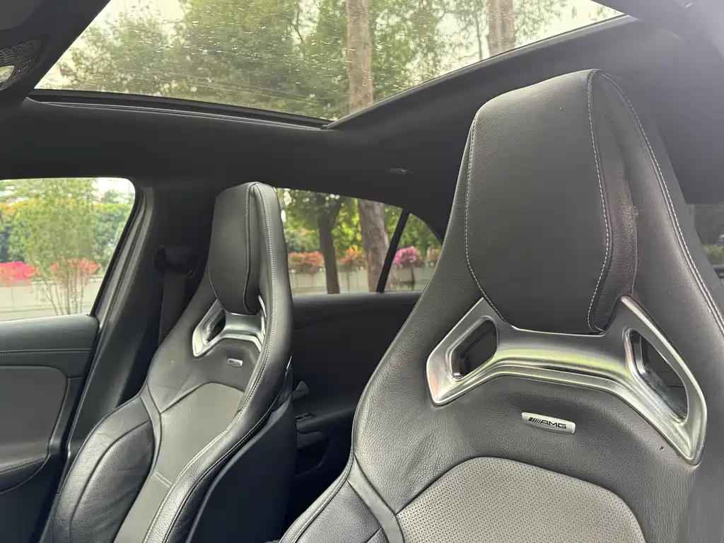 Mercedes-Benz Mercedes-Benz A-Class AMG A 35 4MATIC 2021 - thumbnail 12