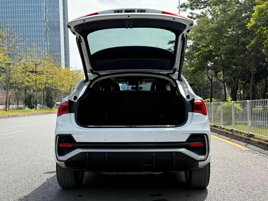 Audi Audi Q3 2023 40 TFSI Fashion Dynamic Edition 2022 - thumbnail 17