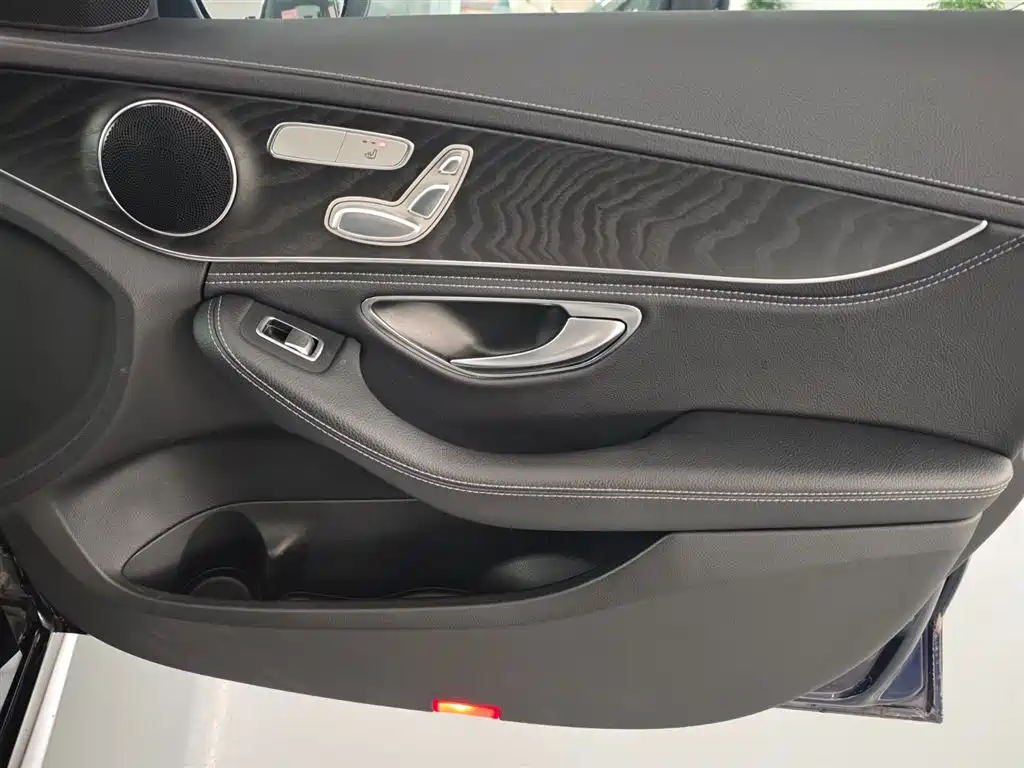 Mercedes-Benz Mercedes-Benz C-Class 2019 Facelift C 260 L Sport Edition 2019 - thumbnail 9