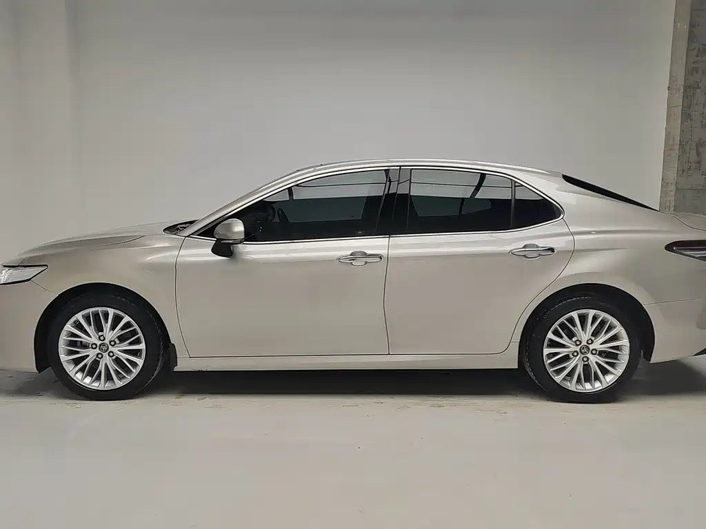 Toyota Toyota Camry 2019 Model Year Facelift 2.5G Luxury Edition 2020 - thumbnail 9