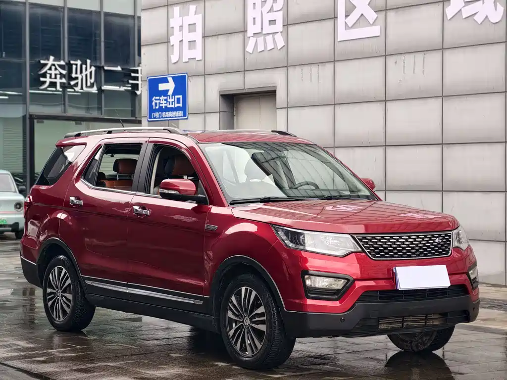Changan Oushang Changan Oushang CX70 2017 facelift CX70T 1.5T Manual Luxury Edition 2018 - thumbnail 3