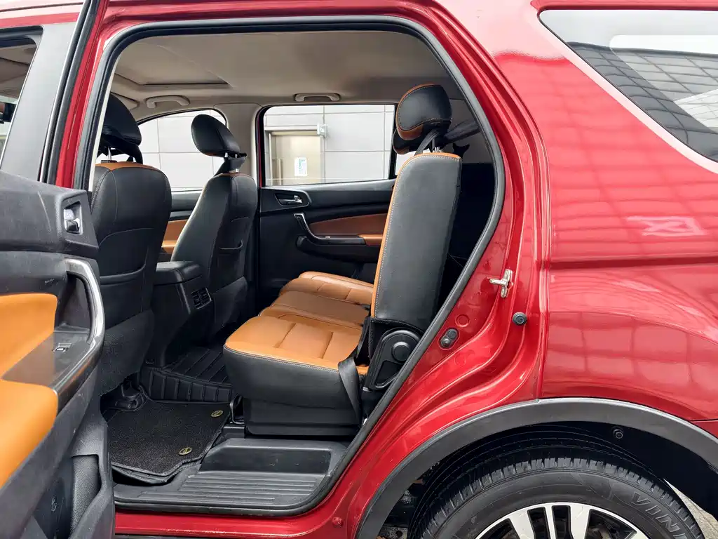 Changan Oushang Changan Oushang CX70 2017 facelift CX70T 1.5T Manual Luxury Edition 2018 - thumbnail 5
