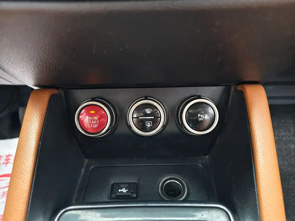 Changan Oushang Changan Oushang CX70 2017 facelift CX70T 1.5T Manual Luxury Edition 2018 - thumbnail 9