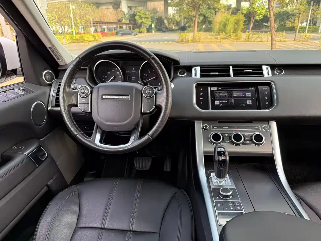 Land Rover Range Rover Sport 2017 3.0 SC V6 SE 2017 - thumbnail 7