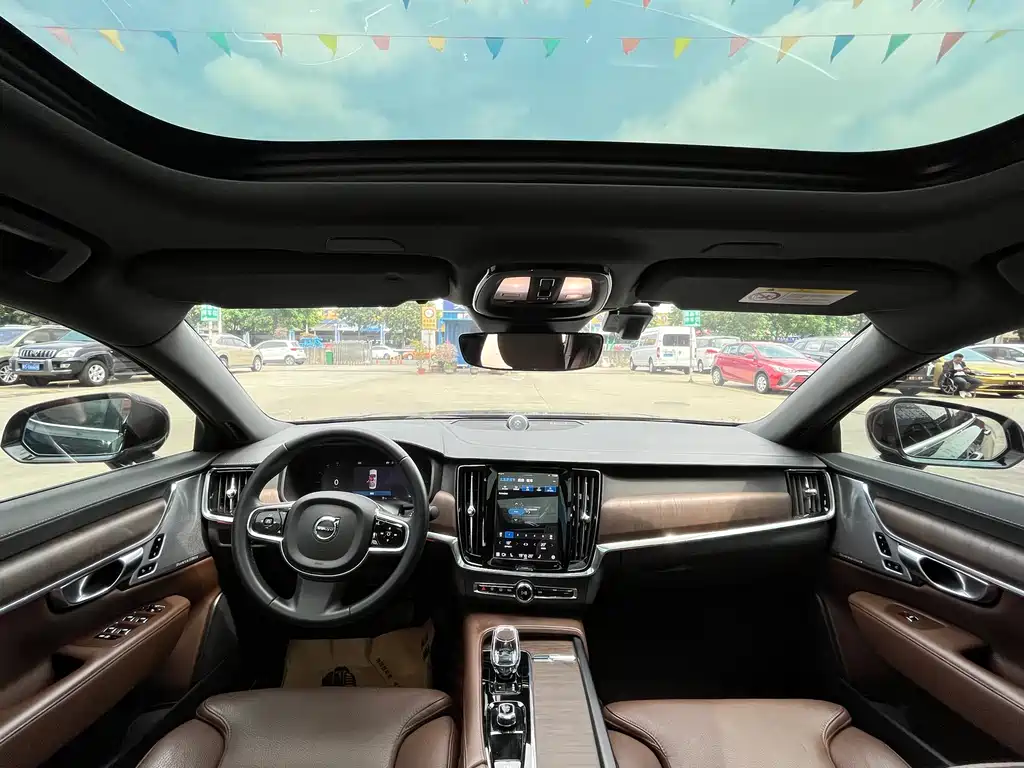 Volvo Volvo S90 2023 B5 Ultimate Luxury Edition 2023 - thumbnail 7