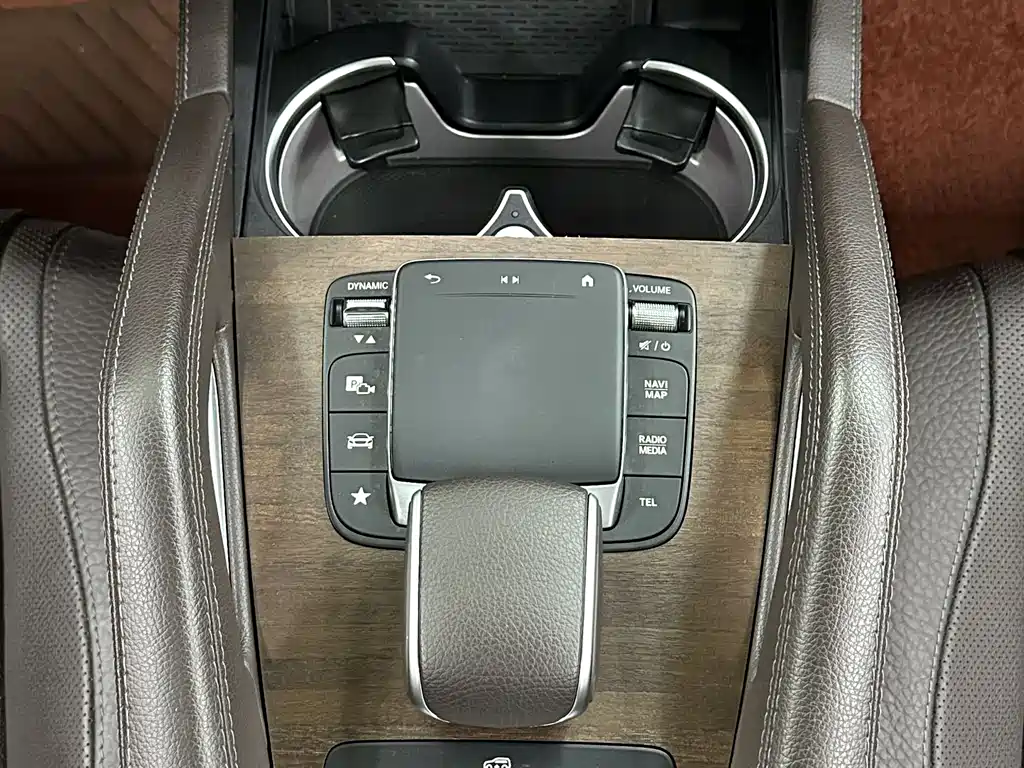 Mercedes-Benz Mercedes-Benz GLS 2021 Model Year Facelift GLS 450 4MATIC Luxury 2022 - thumbnail 21
