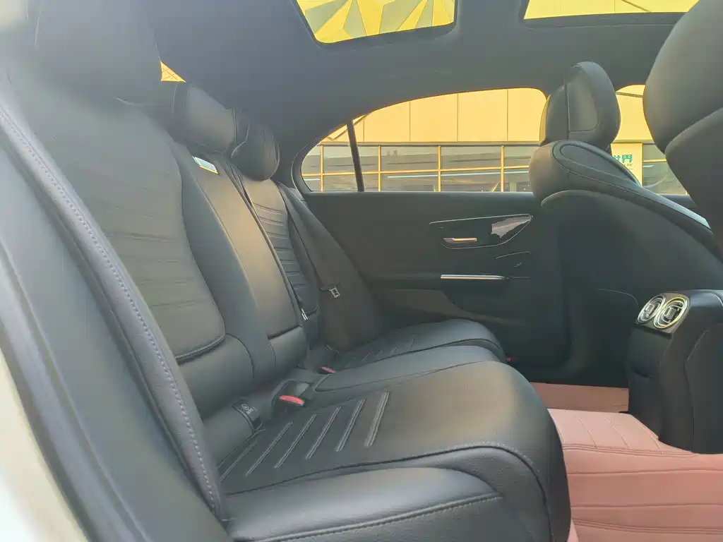 Mercedes-Benz Mercedes-Benz C-Class 2024 C 260 L Sport Edition 2024 - thumbnail 8