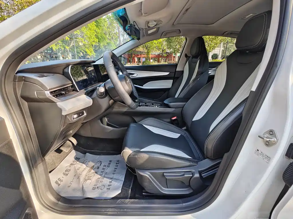 Geely Auto Geely Emgrand 2024 Emgrand COOL 1.5T DCT Champion Edition 2024 - thumbnail 7